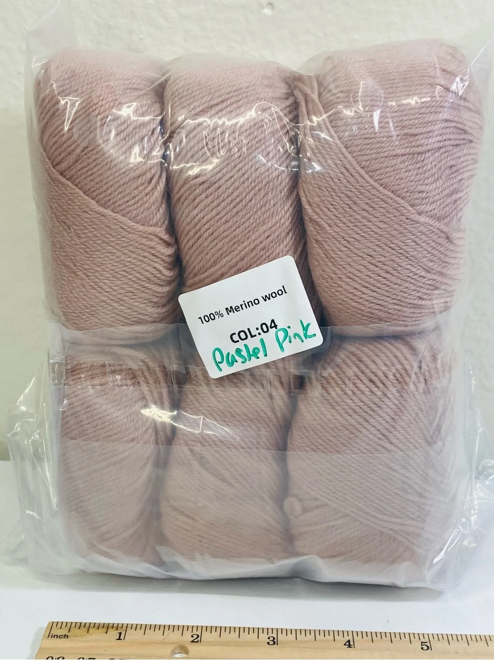 6 NWT (~300g+ total) 100% Merino Wool Yarn by Mengchu in Pastel Pink